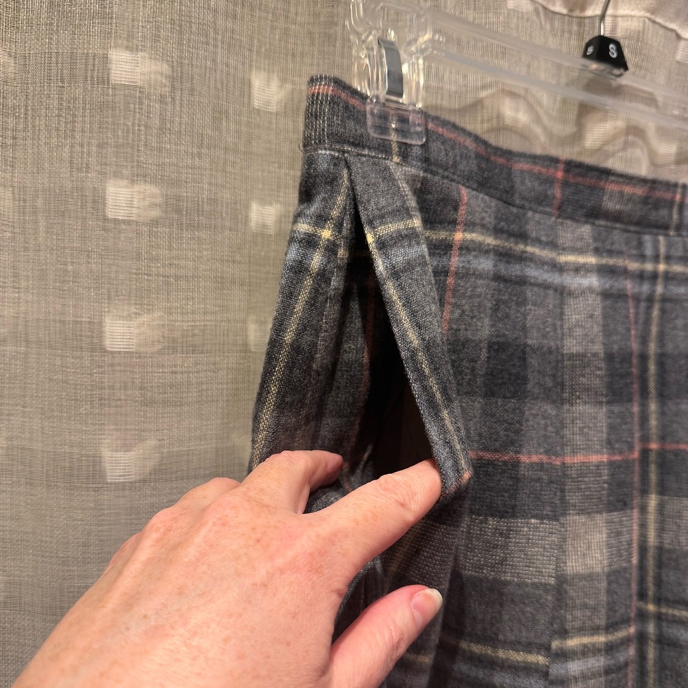 Vintage Skirt Size 8 W28 Gray Pink Yellow Blue Plaid Wool Pleated Lined Preppy - Picture 4 of 4